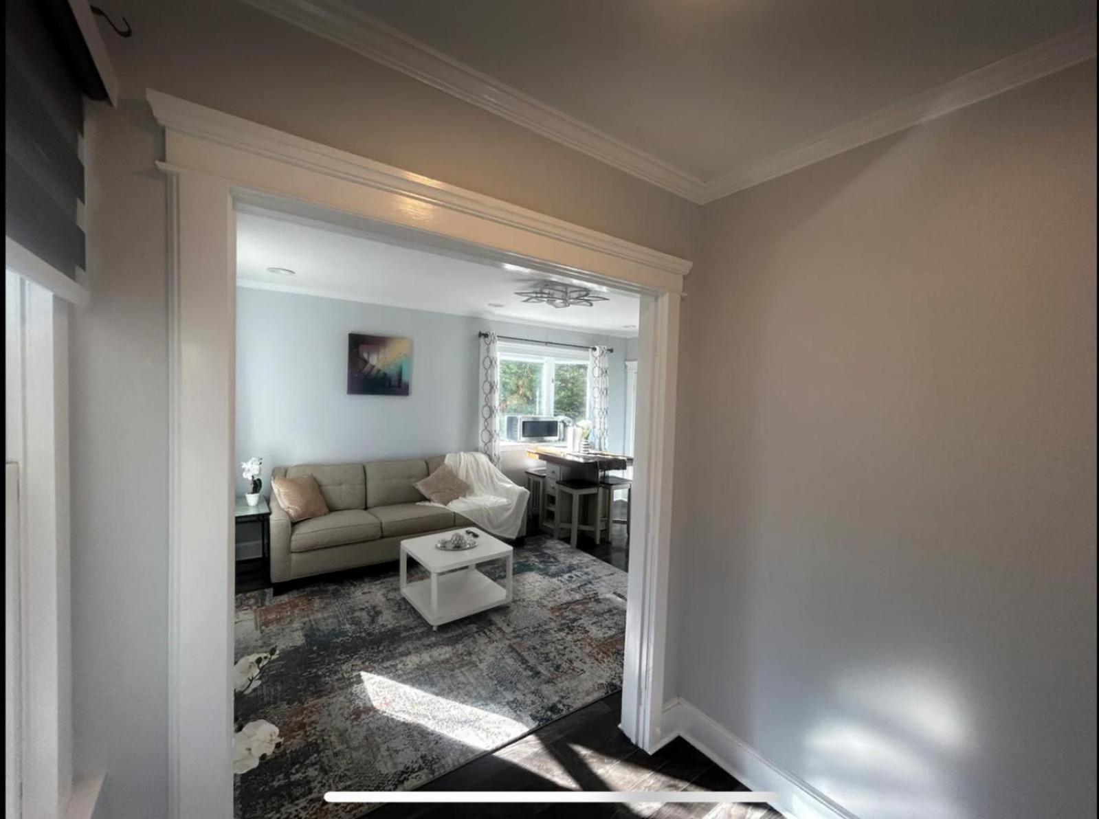 Private Suite In Huntington Station المظهر الخارجي الصورة
