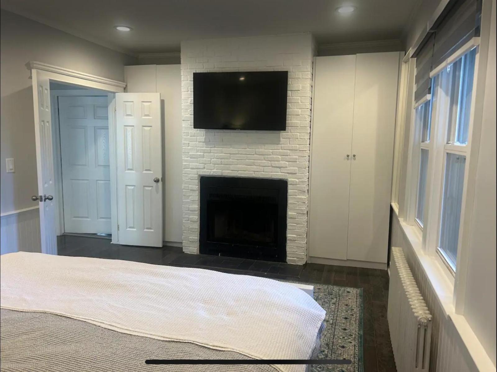 Private Suite In Huntington Station المظهر الخارجي الصورة